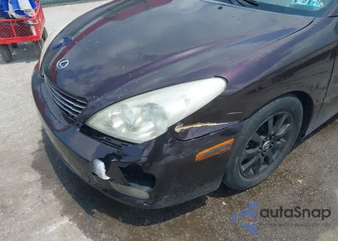 2002 Lexus Es 300 из США, поврежденный, VIN JTHBF30G425026580